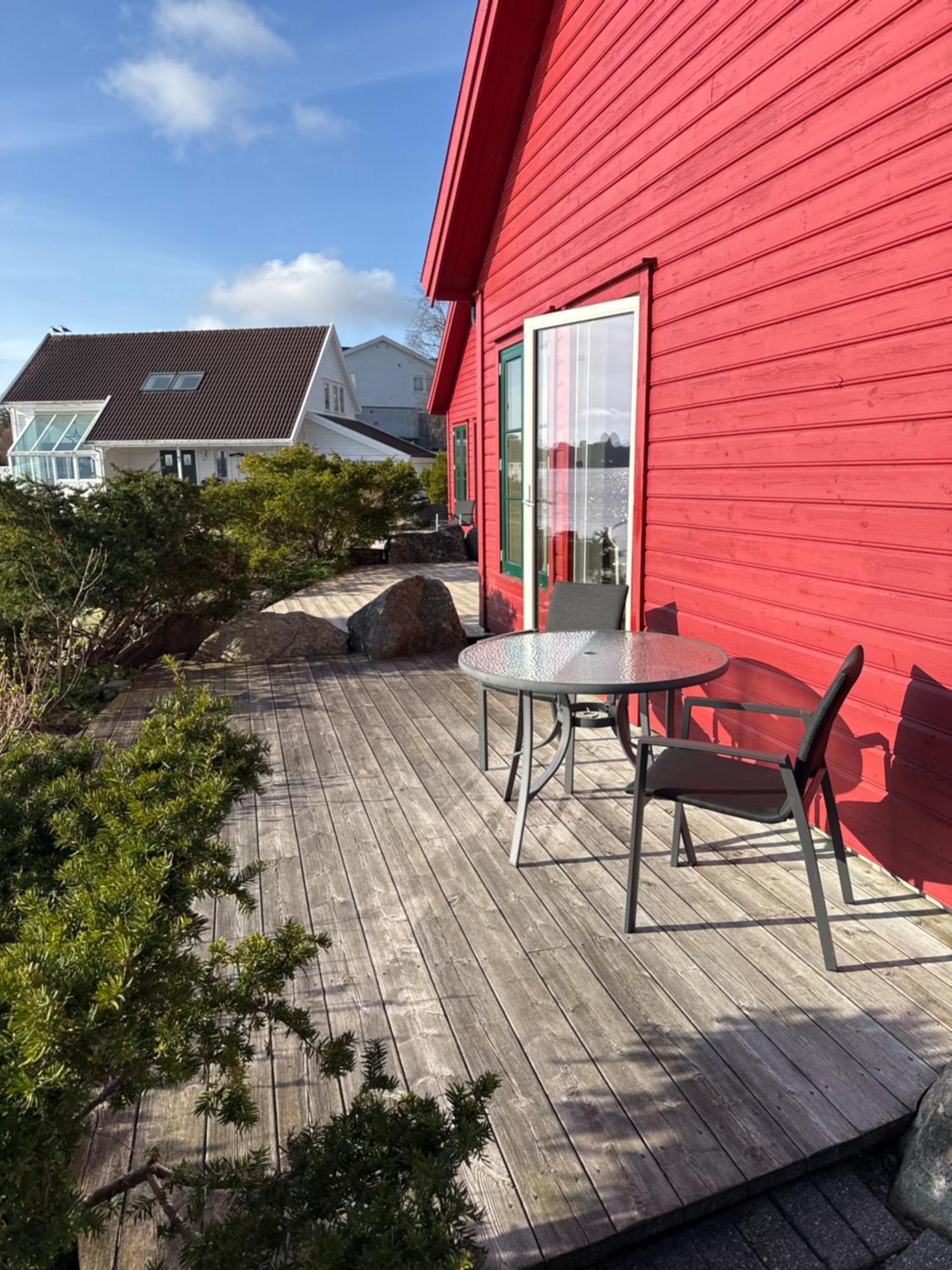 Sjoberg Hotell Og Ferie Leiligheter Østhusvik Exterior foto